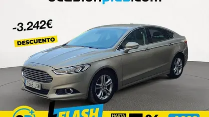 Usado Ford Mondeo Titanium 160 CV (117 kW) 2016 Berlina