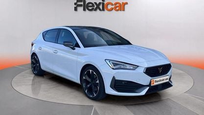 Usado Cupra Leon 150 CV (110 kW) 2024 Blanco Berlina