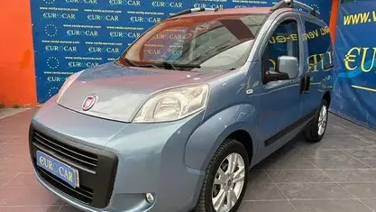 Usado Fiat Qubo Trekking 73 HP (53 kW) 2013 Azul Monovolume