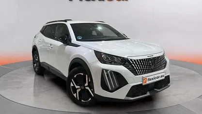 Usado 2024 Peugeot 2008 Allure SUV | 18.890 € (Precio justo)