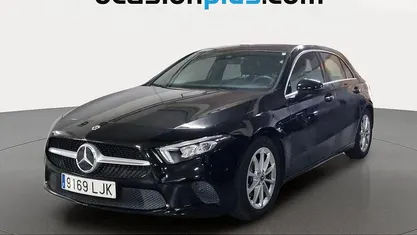 Usado Mercedes A180 116 CV (85 kW) 2020 Negro Utilitario