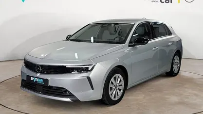 Blanco/gris/rojo/azul/negro/amarillo Usado 2024 Opel Astra Edition Berlina | 19.500 € (Precio justo)