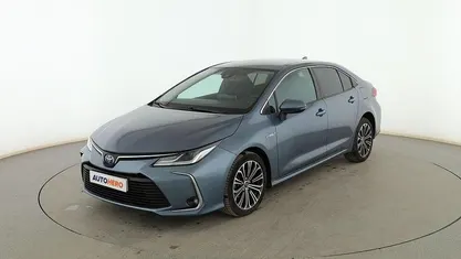 Używany Toyota Corolla 122 KM (89 kW) 2020 Szary Sedan/Limuzyna