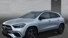 Plata hightech Nuevo 2025 Mercedes GLA200 AMG line SUV | 47.000 € (Buen precio)