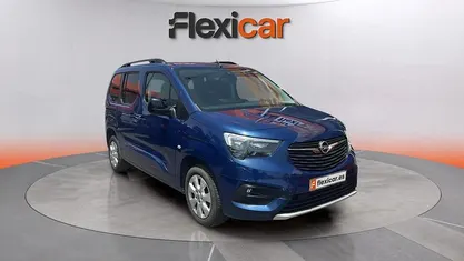 Usado Opel Combo Elegance 102 CV (75 kW) 2023 Monovolumen
