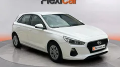 Usado 2017 Hyundai i30 Berlina | 10.490 € (Buen precio)