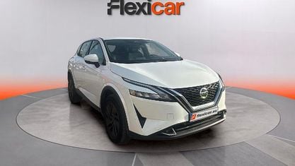 Używany Nissan Qashqai Acenta 140 KM (102 kW) 2023 Biały SUV