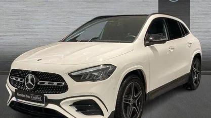 Usado Mercedes GLA200 AMG line 163 CV (119 kW) 2025 SUV