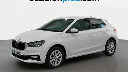 Usado Skoda Fabia Ambition 95 CV (69 kW) 2024 Blanco Utilitario