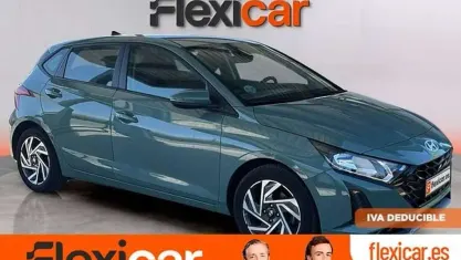 Usado Hyundai i20 101 CV (74 kW) 2024 Verde Utilitario