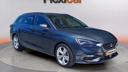 Gris Usado 2024 Seat Leon FR Familiar | 23.490 € (Precio justo)