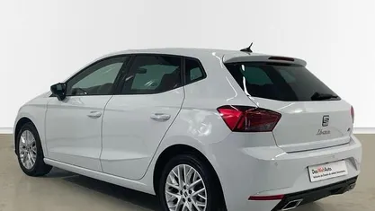 Usado Seat Ibiza FR 115 CV (84 kW) 2024 Blanco Berlina