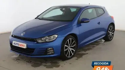 Begagnad VW Scirocco R-line BlueMotion 125 HK (91 kW) 2017 Blå Sportkupé
