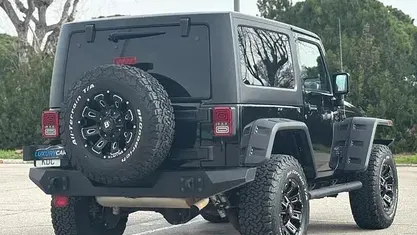 Usado Jeep Wrangler Sahara 200 CV (147 kW) 2017 SUV