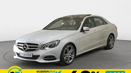 Usado Mercedes E300 Avantgarde 231 CV (169 kW) 2014 Gris plata Berlina