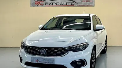 Usado Fiat Tipo Easy 120 CV (88 kW) 2018
