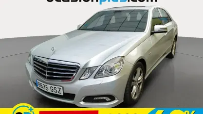 Usado Mercedes E350 Avantgarde 292 CV (214 kW) 2010 Gris plata Berlina