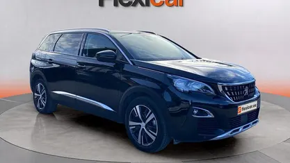 Usado 2020 Peugeot 5008 Allure SUV | 17.090 € (Buen precio)