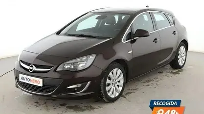 Używany Opel Astra Excellence 140 KM (102 kW) 2014 Brązowy Sedan/Limuzyna