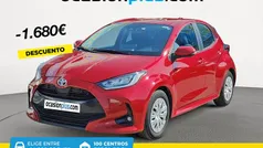 Rojo Usado 2022 Toyota Yaris Hybrid Business Edition Berlina | 18.490 € (Buen precio)