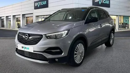 Käytetty Opel Grandland X Design Edition 130 HP (95 kW) 2019 Harmaa Katumaasturi