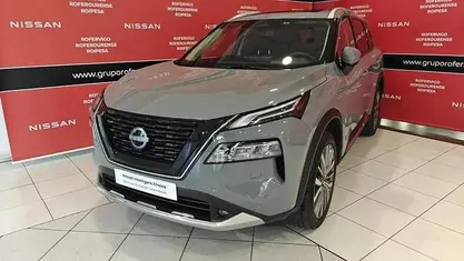 Begagnad Nissan X-Trail Tekna 213 HK (156 kW) 2025 Grå SUV