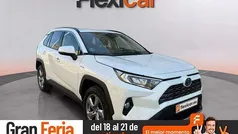 Blanco Usado 2019 Toyota RAV4 Hybrid Advance SUV | 28.990 € (Precio justo)