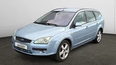 Gris / plata Usado 2005 Ford Focus Ghia Familiar | 2800 € (Precio justo)