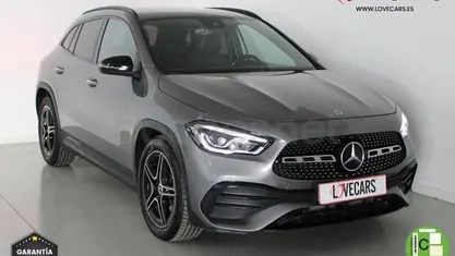 Usado Mercedes GLA200 AMG Line Premium 151 CV (111 kW) 2021 Gris SUV