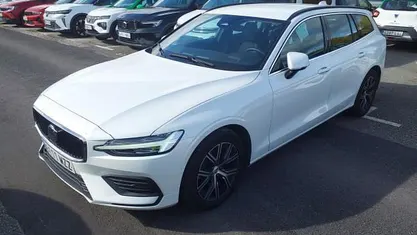 Usado 2025 Volvo V60 Core Familiar | 34.900 € (Super precio)
