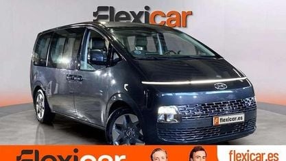 Usado Hyundai Staria 177 CV (130 kW) 2023 Azul Monovolumen