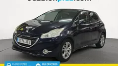 Azul Usado 2015 Peugeot 208 Allure Utilitario | 7650 € (Precio justo)