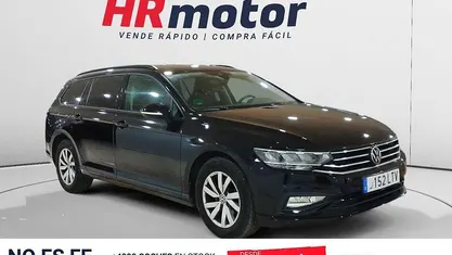 Usado VW Passat Business 122 CV (89 kW) 2021 Gris Familiar
