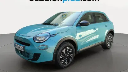 Usado Fiat 600 100 CV (73 kW) 2025 Azul SUV