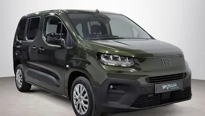 Verde Usado 2025 Fiat Doblò Monovolumen | 22.500 € (Super precio)