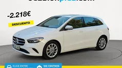 Blanco Usado 2021 Mercedes B180 Monovolumen | 24.400 € (Precio justo)