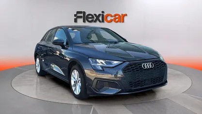 Usado Audi A3 Premium 110 CV (80 kW) 2023 Gris Berlina