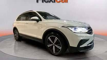 Usado VW Tiguan Life 122 CV (89 kW) 2021 SUV