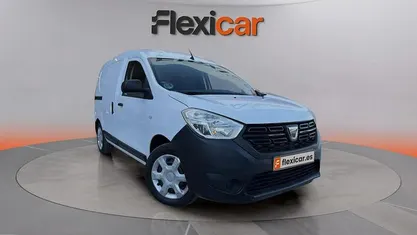 Usado Dacia Dokker 95 CV (69 kW) 2021 Blanco Monovolumen