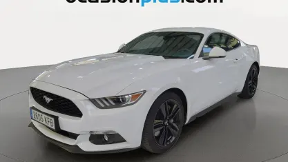 Usado Ford Mustang Fastback 314 CV (230 kW) 2017 Blanco Berlina