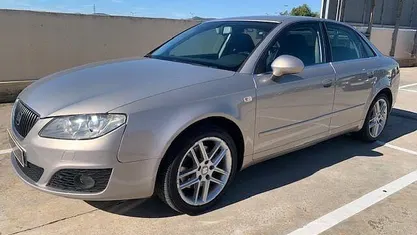 Usado Seat Exeo Sport 150 CV (110 kW) 2009 Beige Berlina