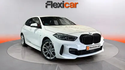 Usado BMW 118 136 CV (100 kW) 2024 Blanco Utilitario