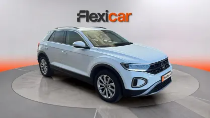 Usado VW T-Roc Life 150 CV (110 kW) 2023 Blanco SUV