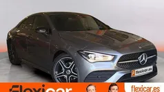 Gris / plata Usado 2023 Mercedes CLA180 Berlina | 31.990 € (Precio justo)