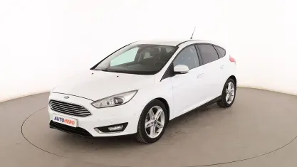 Usado Ford Focus Titanium 120 CV (88 kW) 2016 Blanco Berlina
