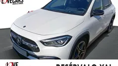 Blanco Usado 2021 Mercedes GLA200 Premium SUV | 33.500 € (Precio justo)