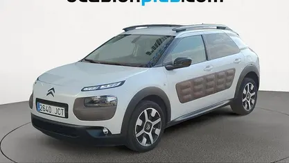 Usado Citroën C4 Cactus Shine 92 CV (67 kW) 2015 Utilitario