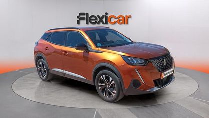 Usado Peugeot 2008 Active 100 CV (73 kW) 2022 Naranja SUV