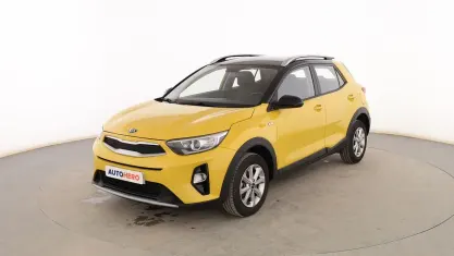 Usado Kia Stonic 85 HP (62 kW) 2018 Amarelo SUV