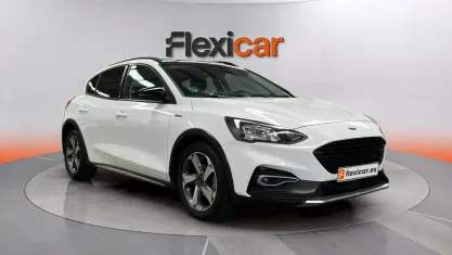 Usado Ford Focus ST-Line X 125 CV (91 kW) 2021 Blanco Berlina